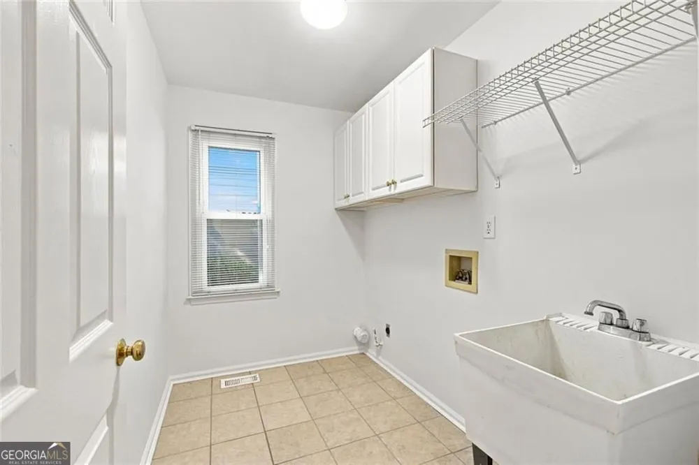 425 Fairford LN Duluth, GA 30097