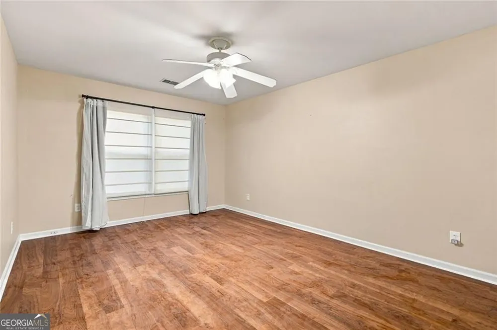 425 Fairford LN Duluth, GA 30097