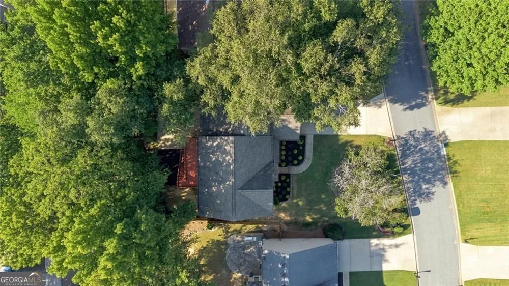425 Fairford LN Duluth, GA 30097