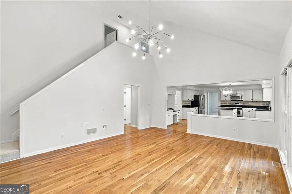 425 Fairford LN Duluth, GA 30097