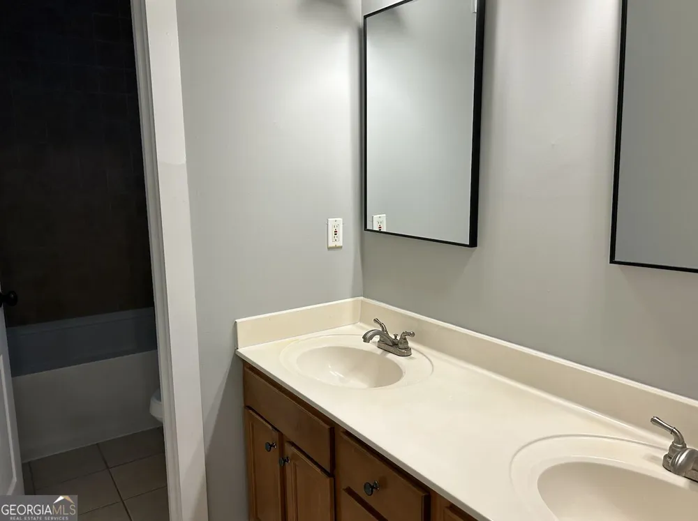 130 Betsy LN Athens, GA 30606