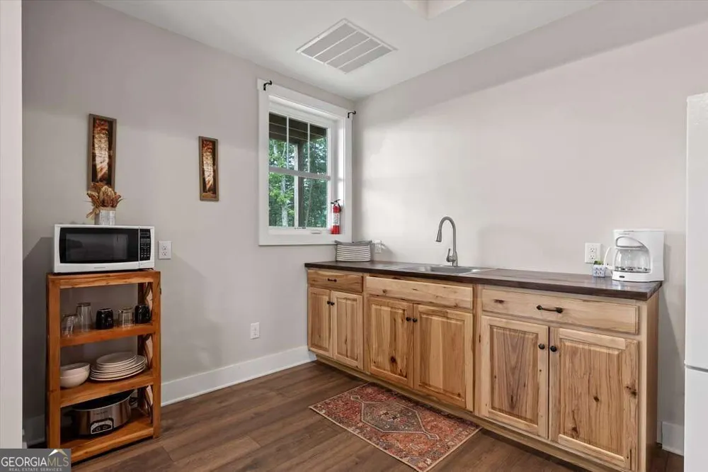 1722 High Summit DR Talking Rock, GA 30175