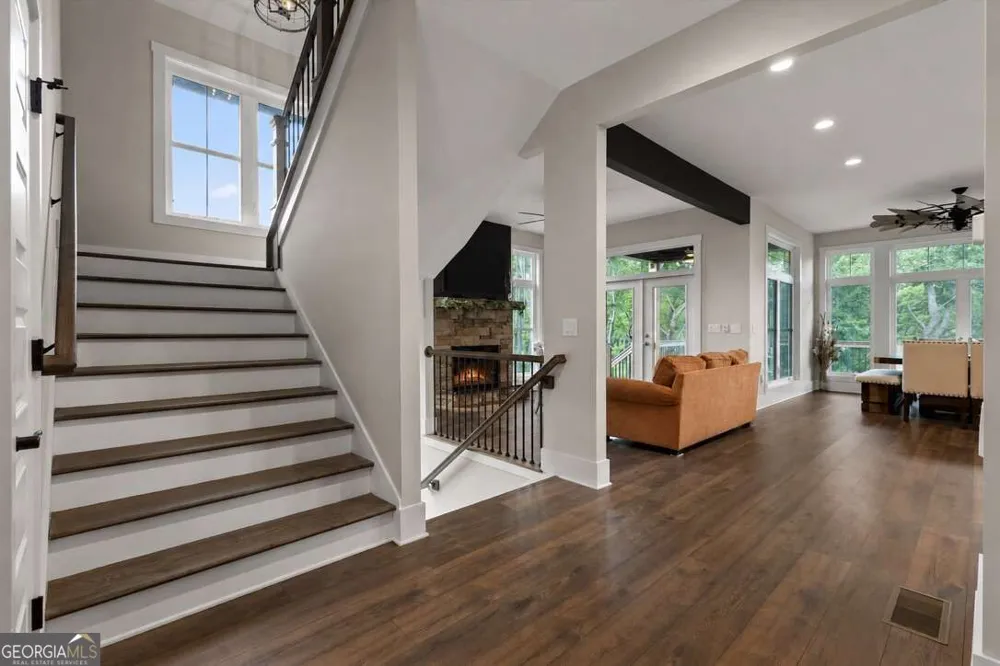 1722 High Summit DR Talking Rock, GA 30175