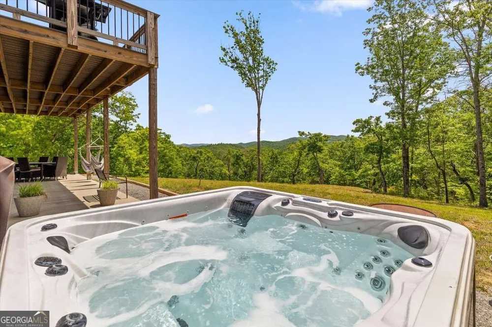 1722 High Summit DR Talking Rock, GA 30175