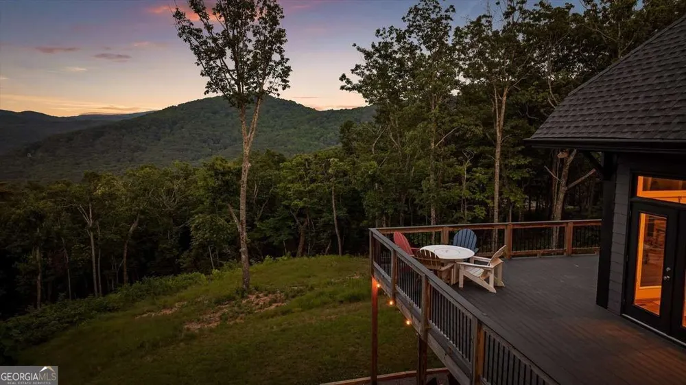 1722 High Summit DR Talking Rock, GA 30175
