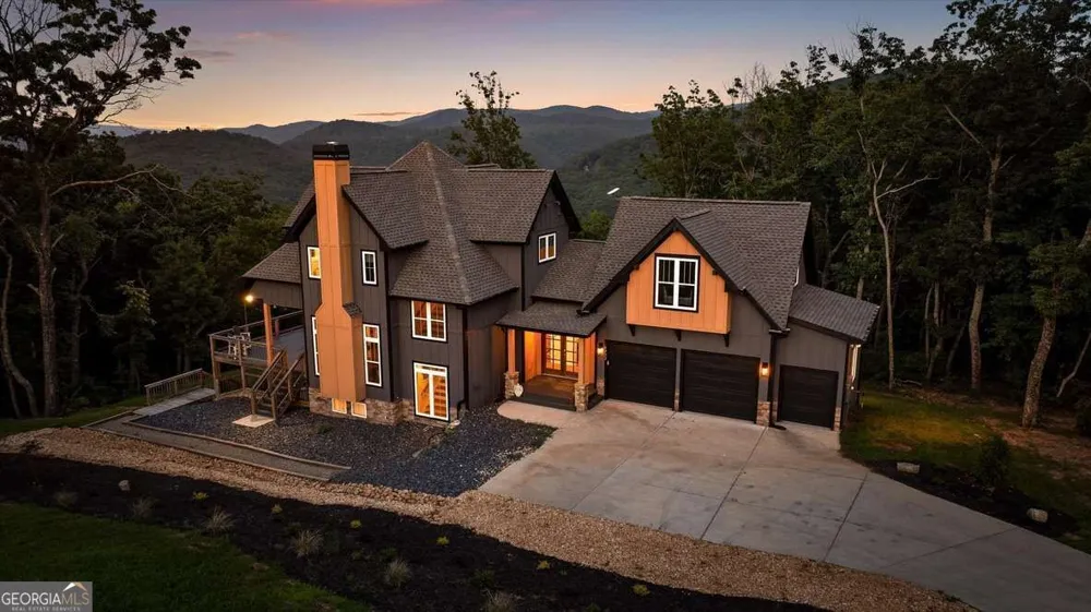 1722 High Summit DR Talking Rock, GA 30175
