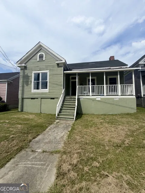 1557 Walnut ST