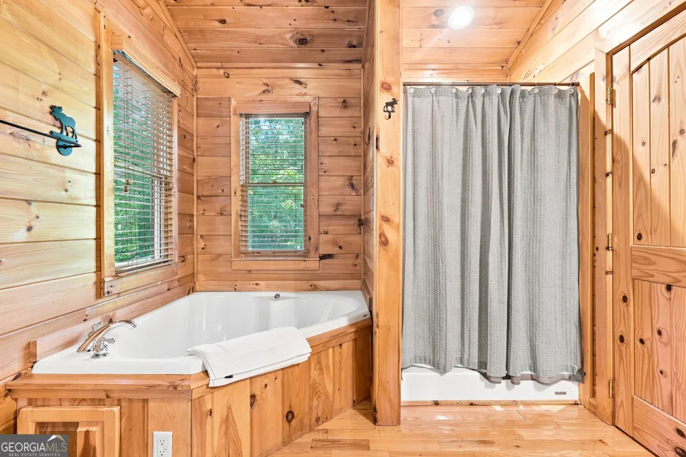 156 Cedar Ridge RD Blue Ridge, GA 30513