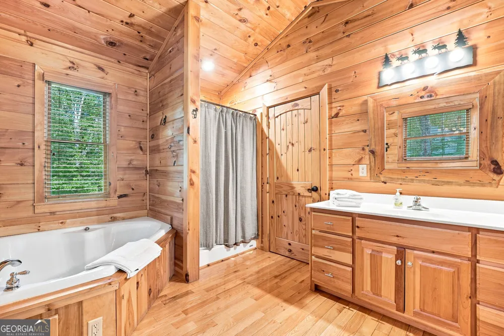 156 Cedar Ridge RD Blue Ridge, GA 30513