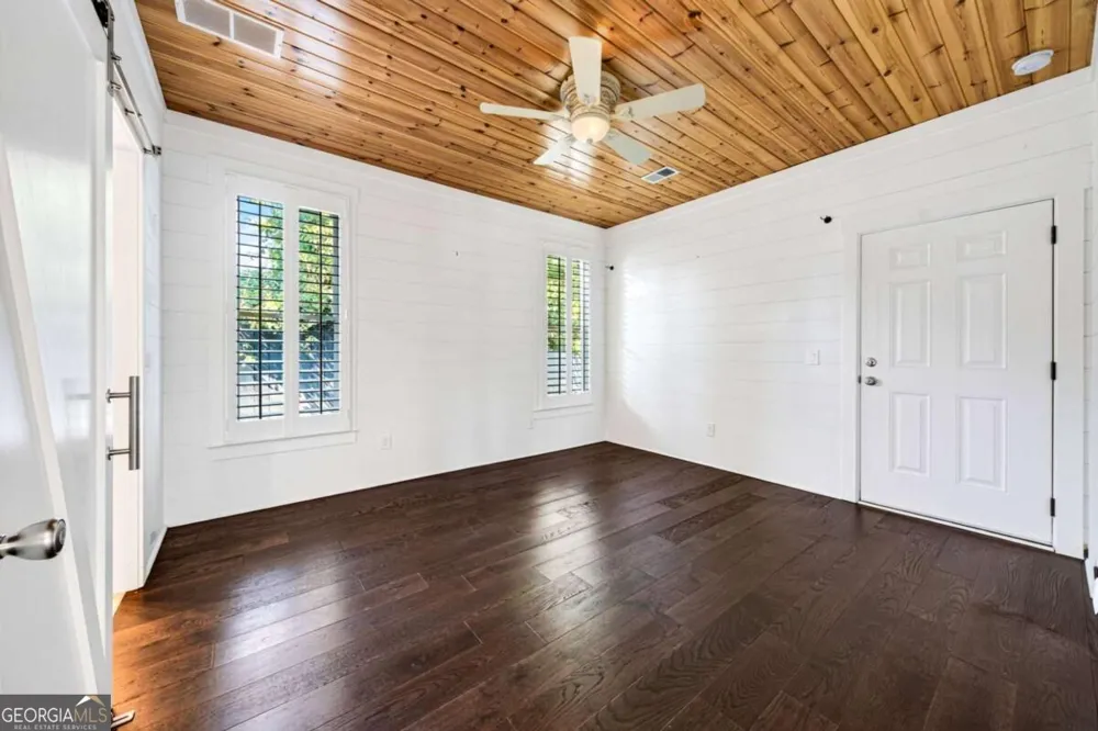 91 Martin ST Jefferson, GA 30549