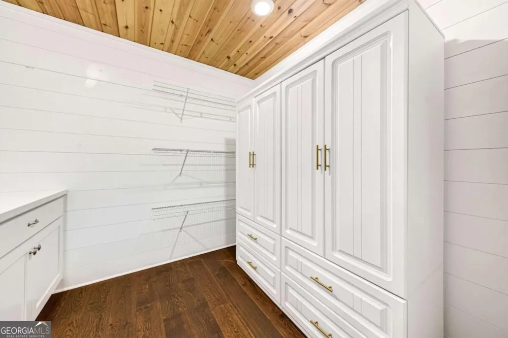 91 Martin ST Jefferson, GA 30549