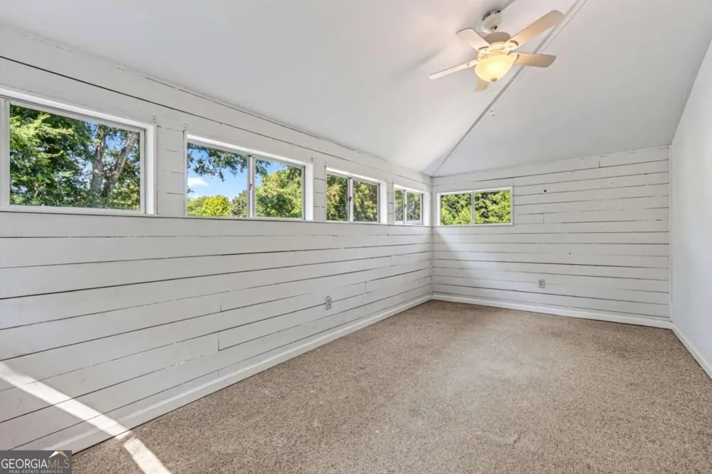 91 Martin ST Jefferson, GA 30549