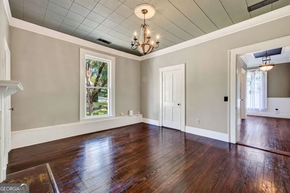 91 Martin ST Jefferson, GA 30549