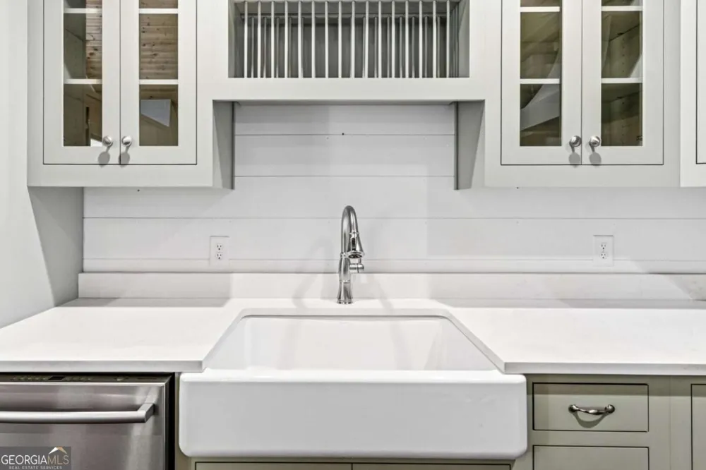 91 Martin ST Jefferson, GA 30549