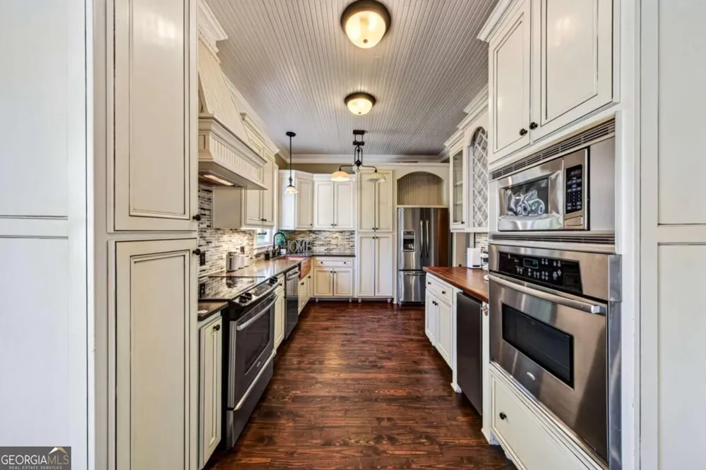 91 Martin ST Jefferson, GA 30549