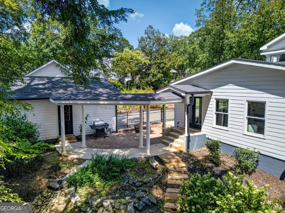 91 Martin ST Jefferson, GA 30549