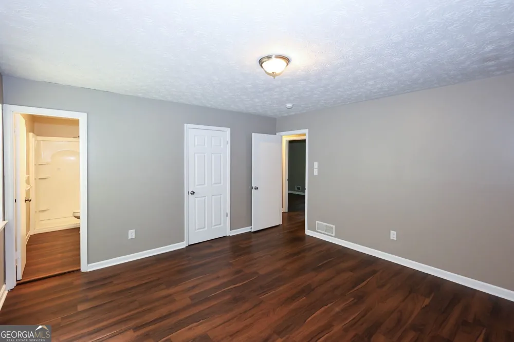 7362 Penland DR Riverdale, GA 30296
