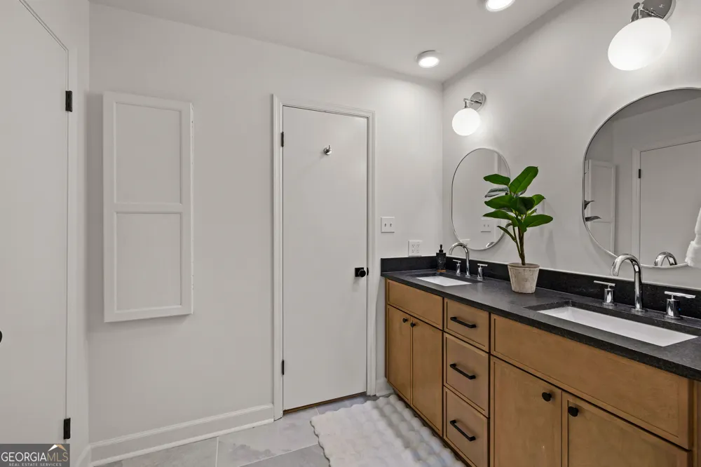 260 Devilla TRCE Fayetteville, GA 30214