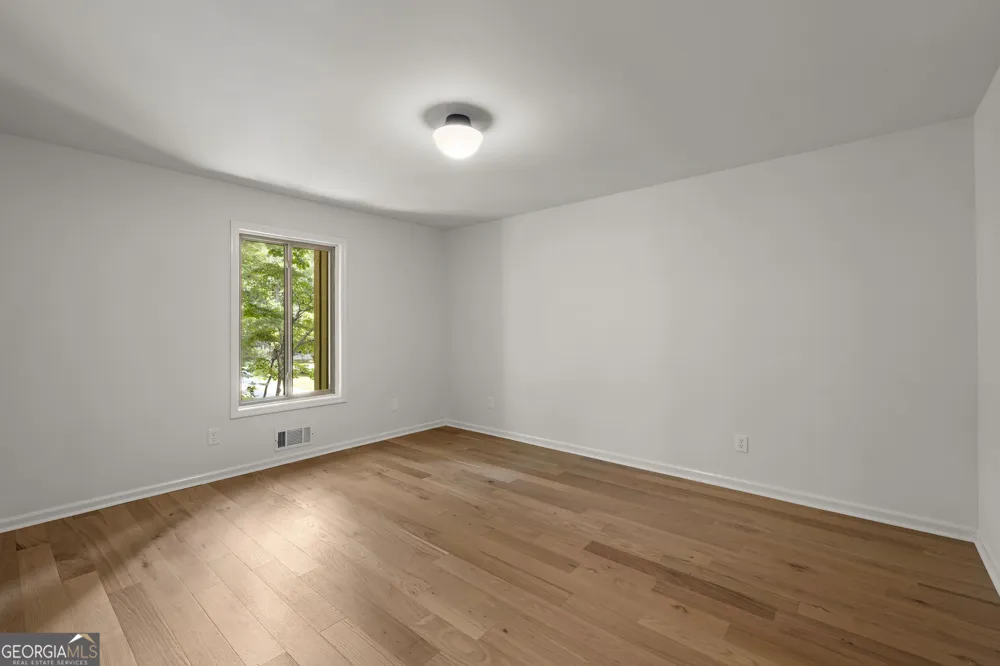 260 Devilla TRCE Fayetteville, GA 30214