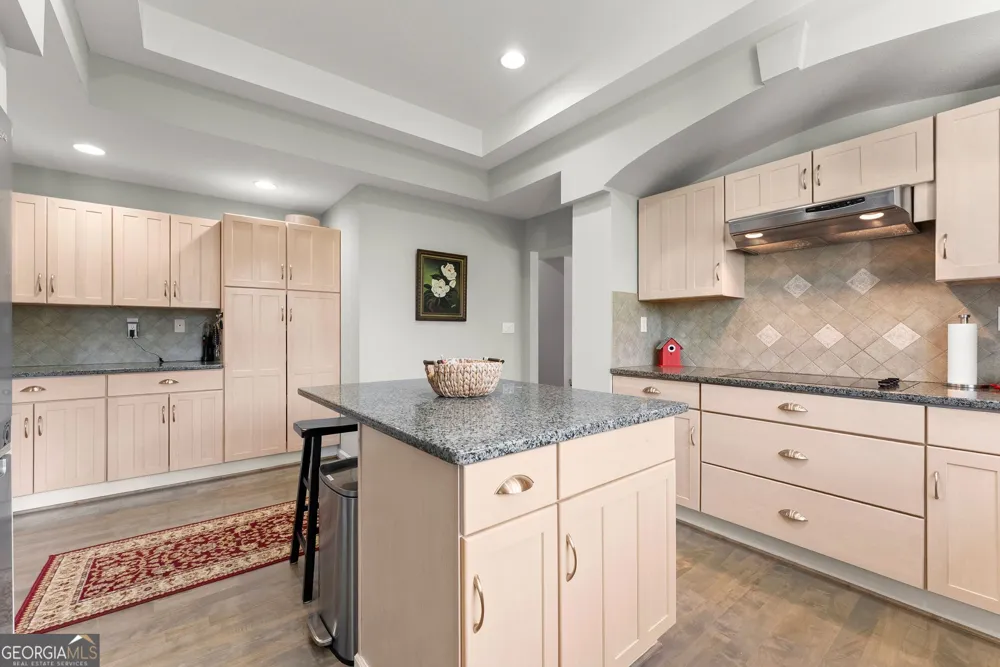 9220 Mainsail DR Gainesville, GA 30506