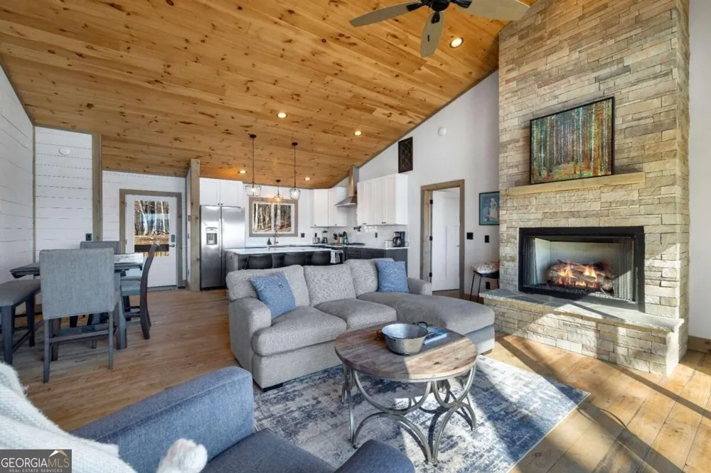 310 Wunder Bear Ridge Road Morganton, GA 30560