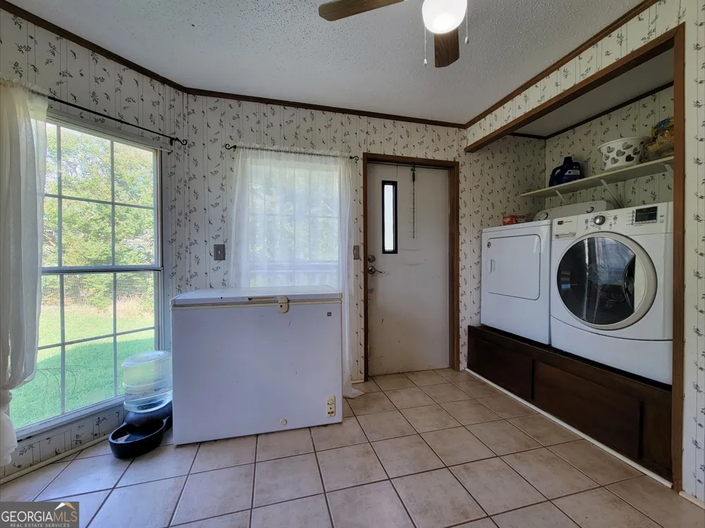 420 Sanford DR Nicholson, GA 30565