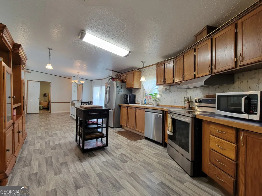420 Sanford DR Nicholson, GA 30565