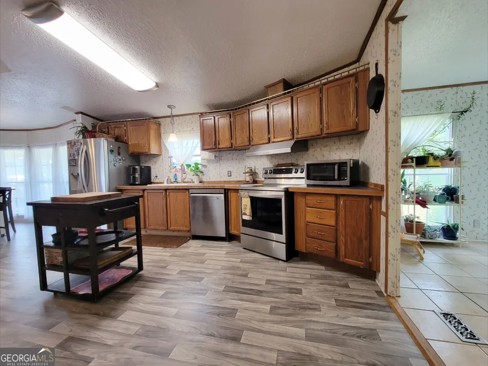 420 Sanford DR Nicholson, GA 30565