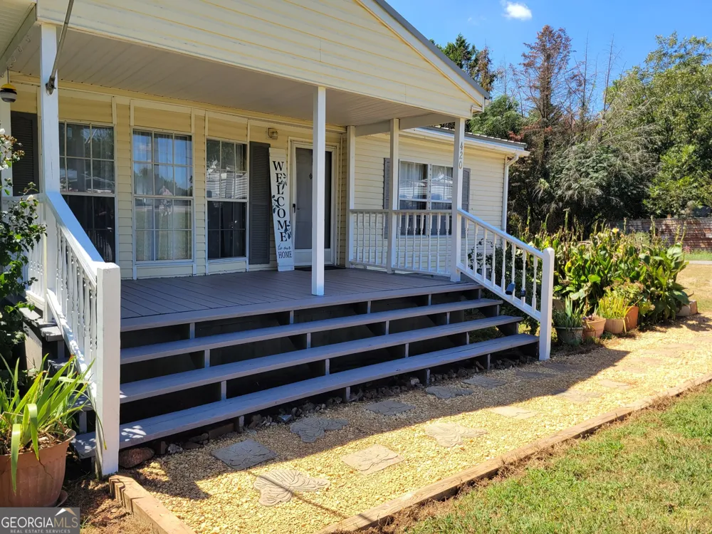 420 Sanford DR Nicholson, GA 30565