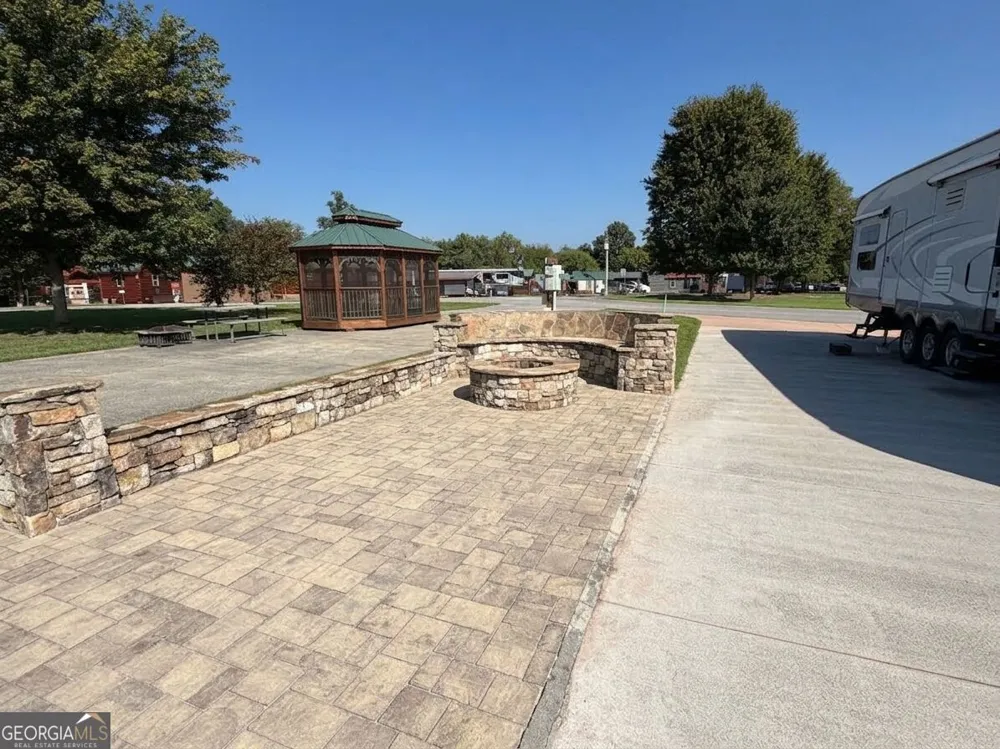 16 Circle Back LN Blairsville, GA 30512