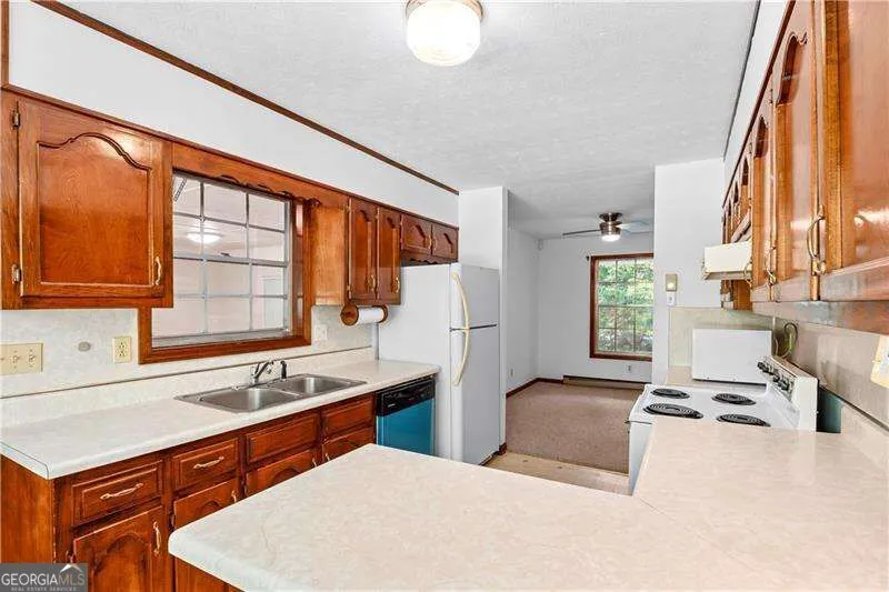 8375 Cedar Grove RD Fairburn, GA 30213