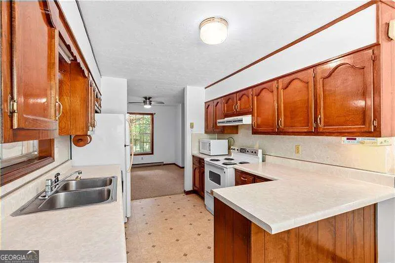 8375 Cedar Grove RD Fairburn, GA 30213