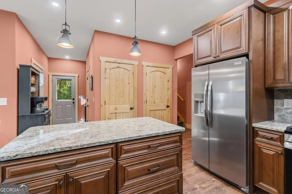 152 Cherry CT Ellijay, GA 30540