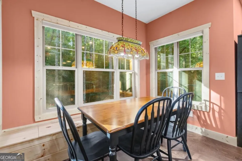 152 Cherry CT Ellijay, GA 30540