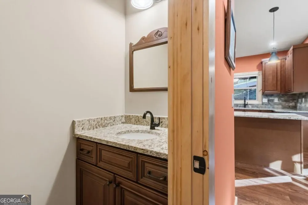 152 Cherry CT Ellijay, GA 30540