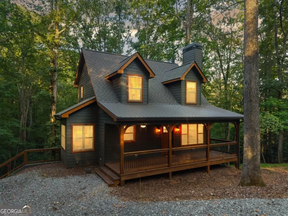 152 Cherry CT Ellijay, GA 30540