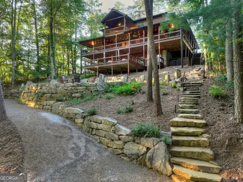 303 Major Ridge RD