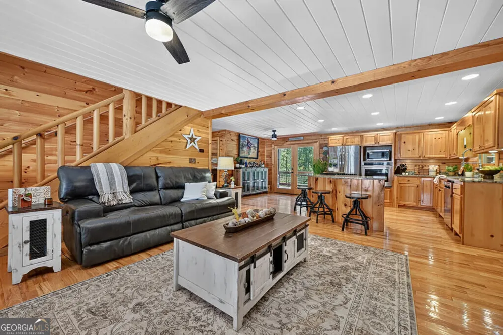 303 Major Ridge RD Blue Ridge, GA 30513