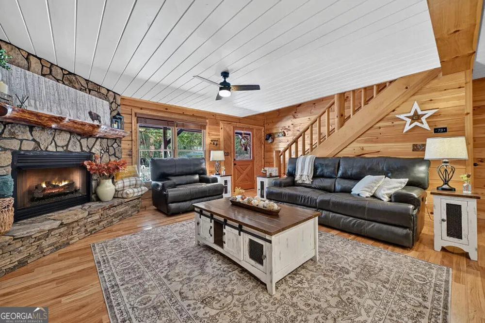 303 Major Ridge RD Blue Ridge, GA 30513