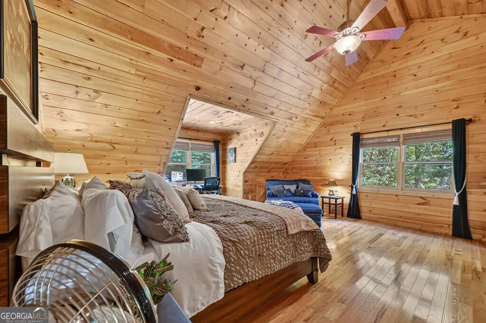 303 Major Ridge RD Blue Ridge, GA 30513