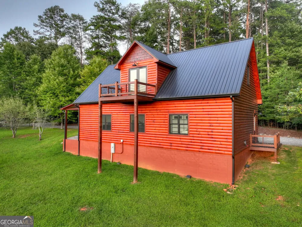 303 Major Ridge RD Blue Ridge, GA 30513