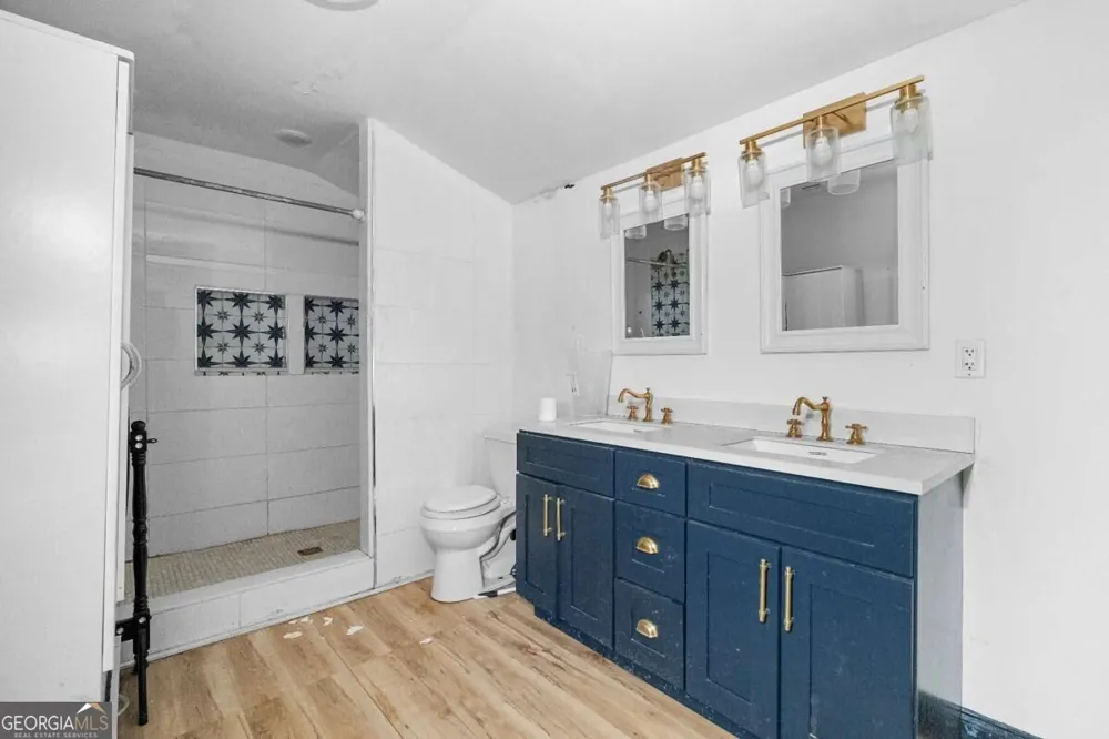 16 Robin RD Austell, GA 30168