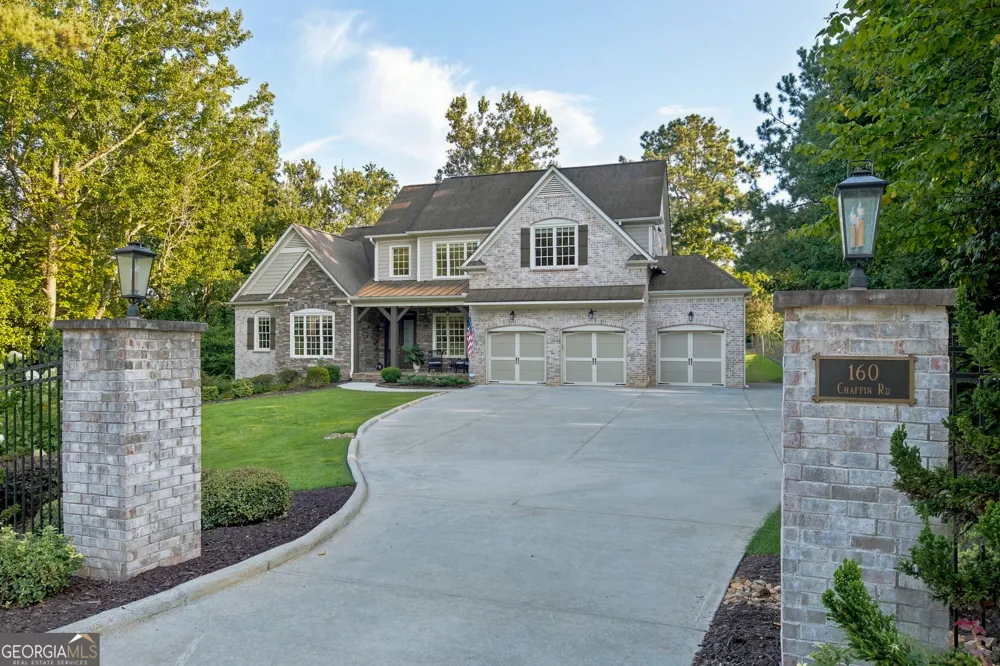 160 Chaffin RD Roswell, GA 30075