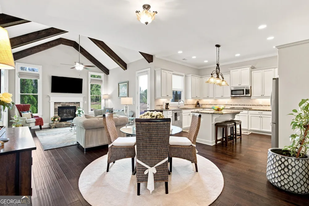 160 Chaffin RD Roswell, GA 30075