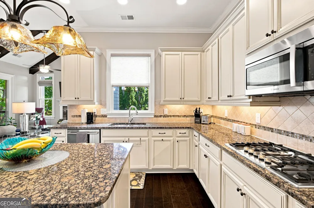 160 Chaffin RD Roswell, GA 30075