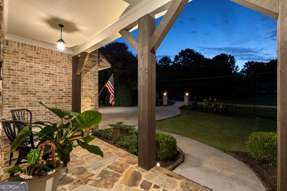160 Chaffin RD Roswell, GA 30075