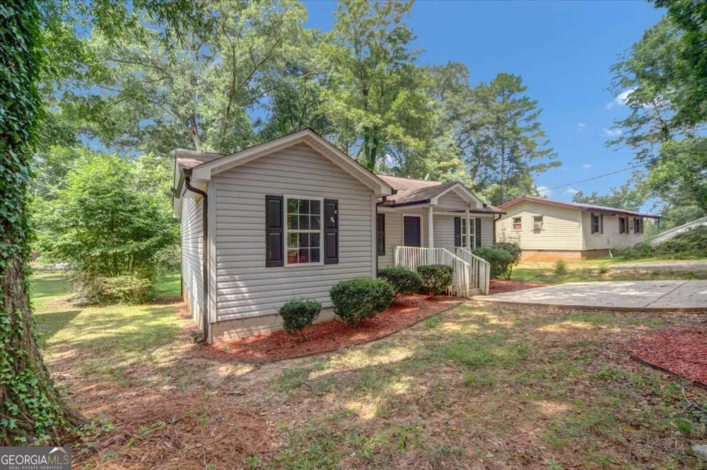 51 Johnson AVE Newnan, GA 30263