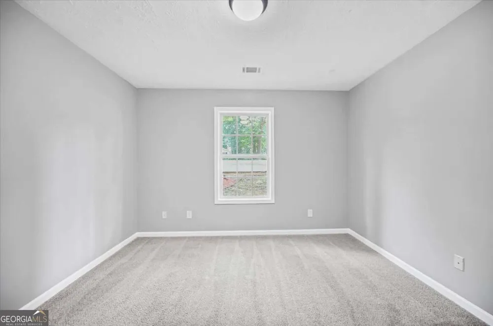 51 Johnson AVE Newnan, GA 30263
