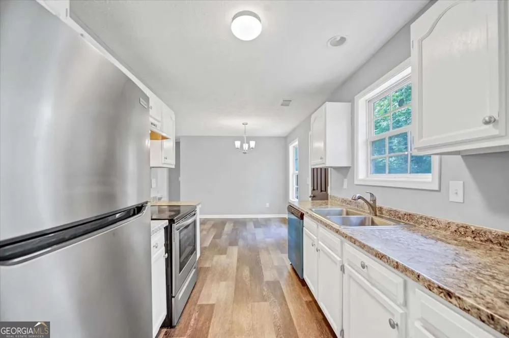 51 Johnson AVE Newnan, GA 30263