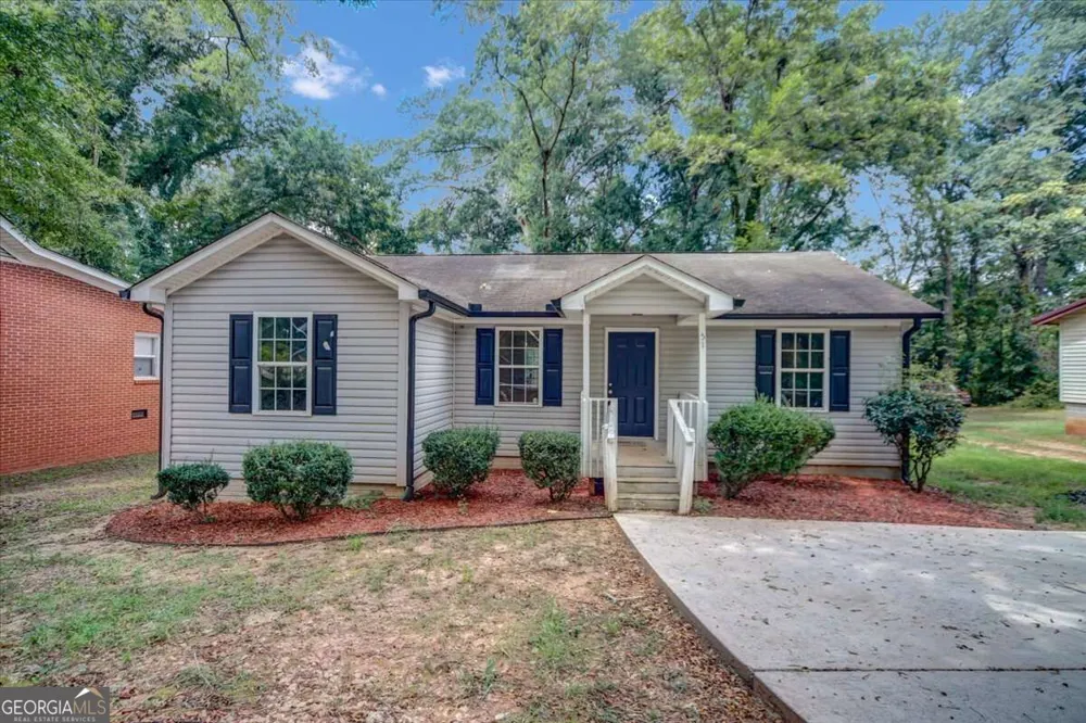 51 Johnson AVE Newnan, GA 30263